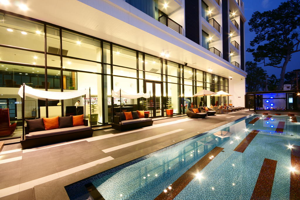 Tsix5 Hotel Pattaya Exterior photo